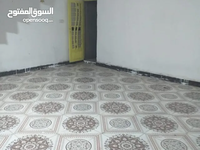 127 m2 3 Bedrooms Townhouse for Rent in Basra Tannumah