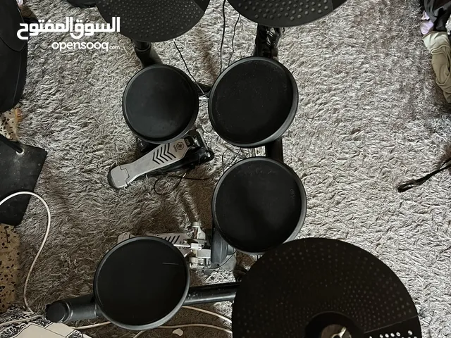 طبل الكتروني yamaha dtx452 بحاله ممتازه