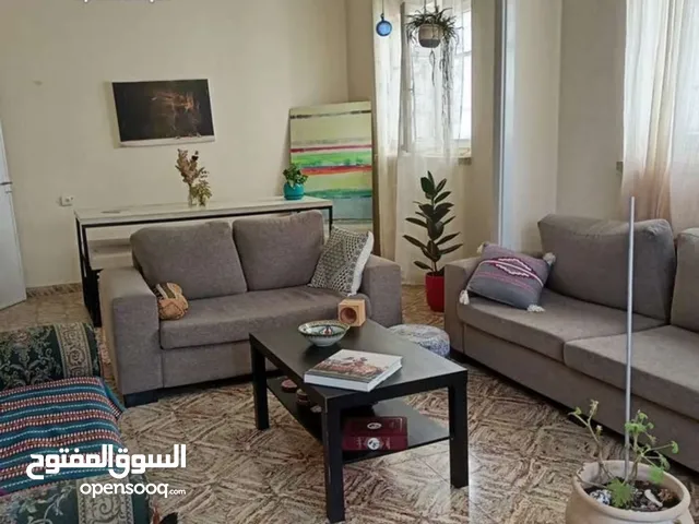 170 m2 3 Bedrooms Apartments for Rent in Ramallah and Al-Bireh Al Irsal St.