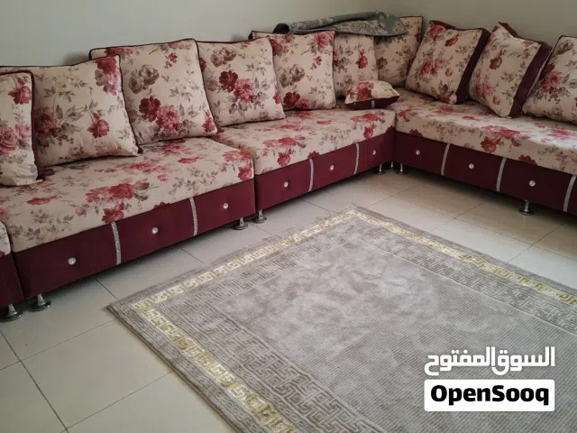 كنب مستعمل نظيف