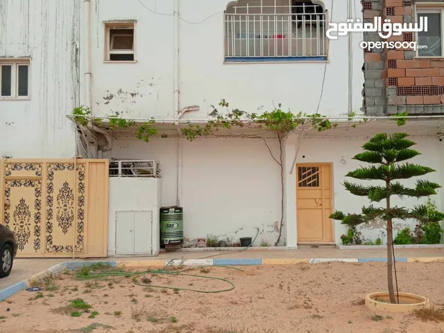125 m2 2 Bedrooms Townhouse for Rent in Tripoli Abu Saleem