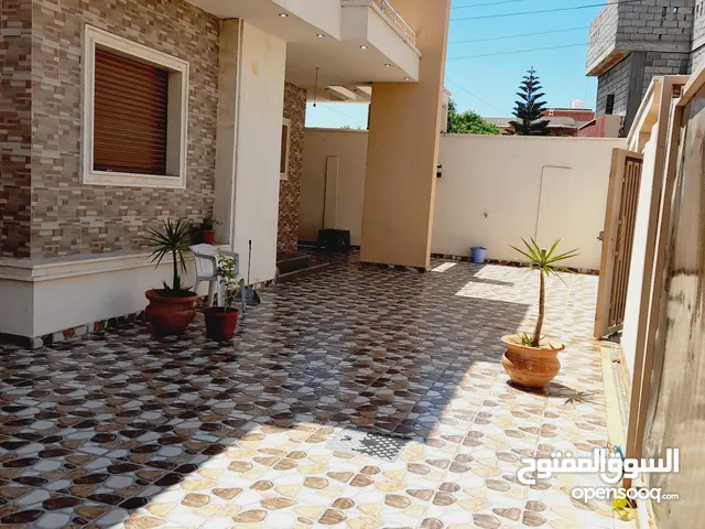 290m2 5 Bedrooms Villa for Sale in Tripoli Ain Zara