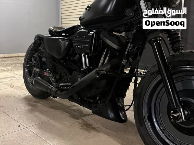 2011 هارلي ديفيدسون Iron 883