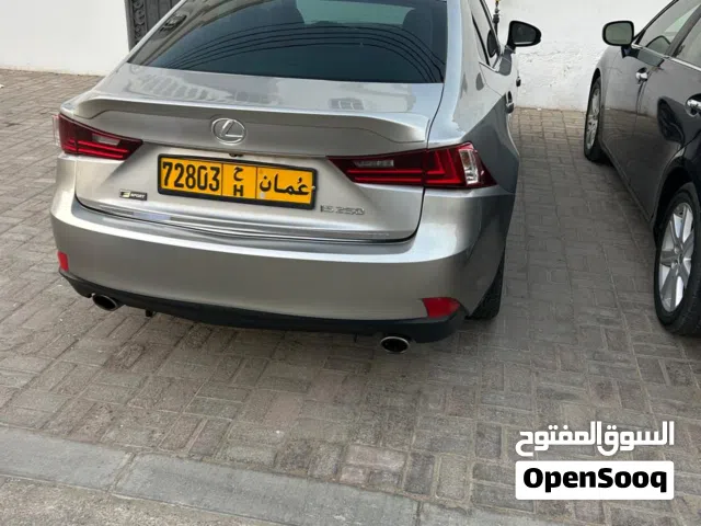 لكزس is فئه الي 250 للبيع