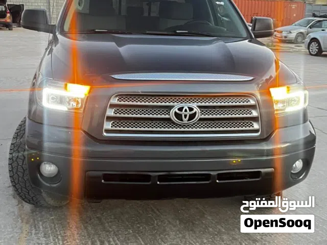 تويوتا تندرا موديل 2010