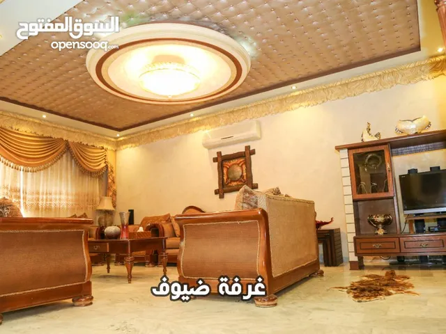 عرض رقم 197     للبيع شقة مميزة فاخرة بمواصفات خاصة   في عمان/ضاحية الرشيد