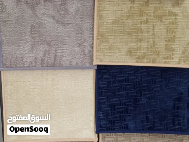 تشكيلان من الموكيت الصيني عالي الجودة