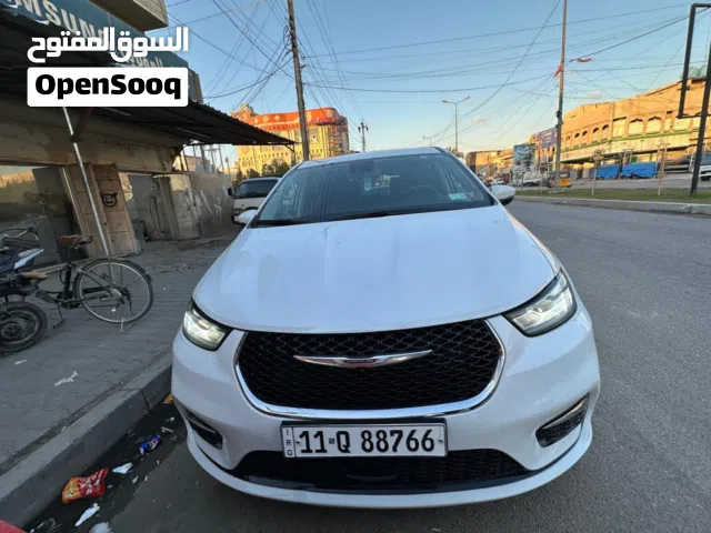 كريسلر باسفيكا هايبرد 23