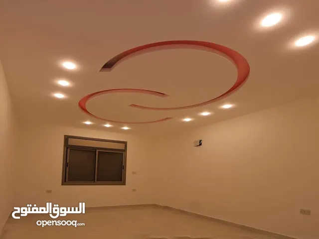 174 m2 3 Bedrooms Apartments for Sale in Zarqa Al Zarqa Al Jadeedeh