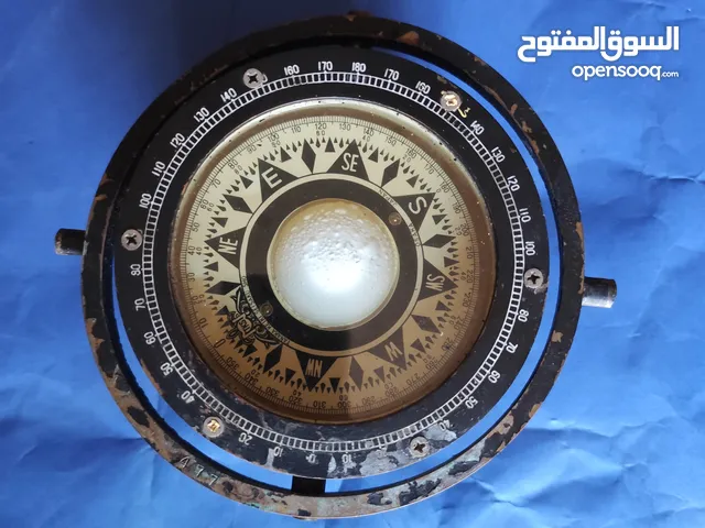 بوصلة ياباني بحالة جيدة لمن يهمه الامر