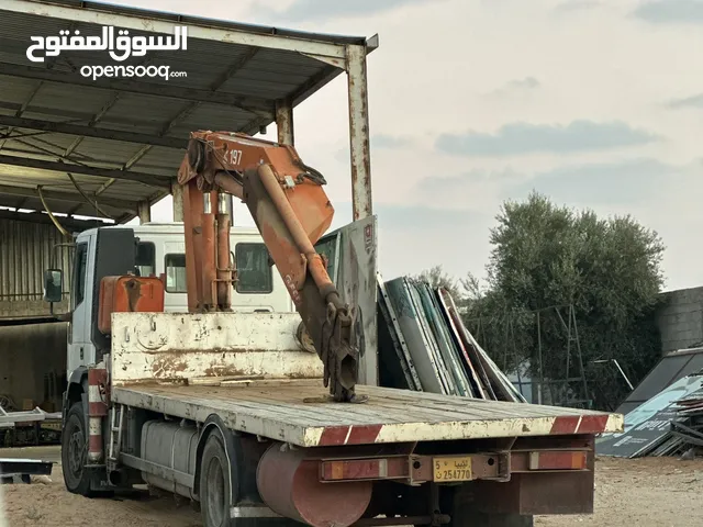 Tow Truck Iveco 2000 in Tripoli