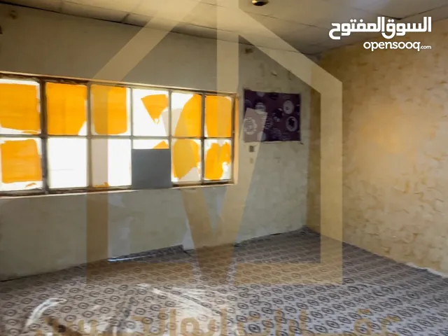 120m2 3 Bedrooms Apartments for Rent in Basra Al- Muqaweleen St.