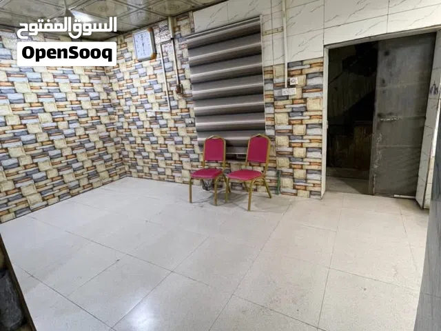 شقة طابق اول للايحار تصلح سكن عمال او موضفين