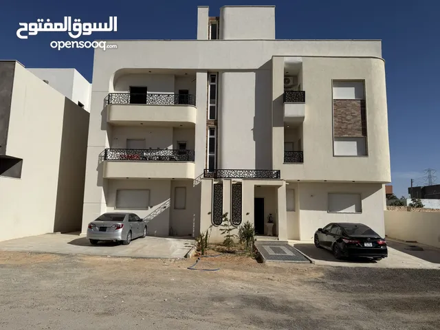 شقة للبيع في شارع الاسلاك نص تشطيب