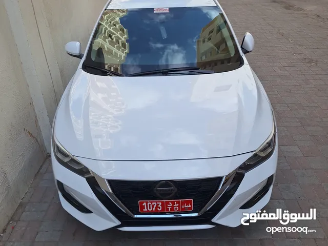 Sedan Nissan in Muscat