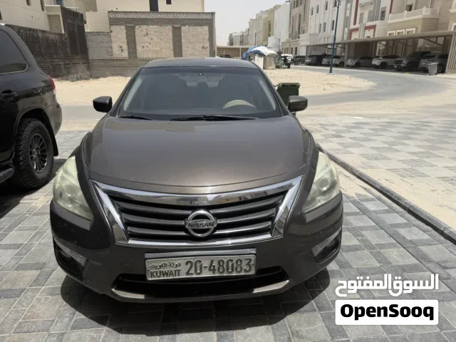 2014 نيسان التيما SV