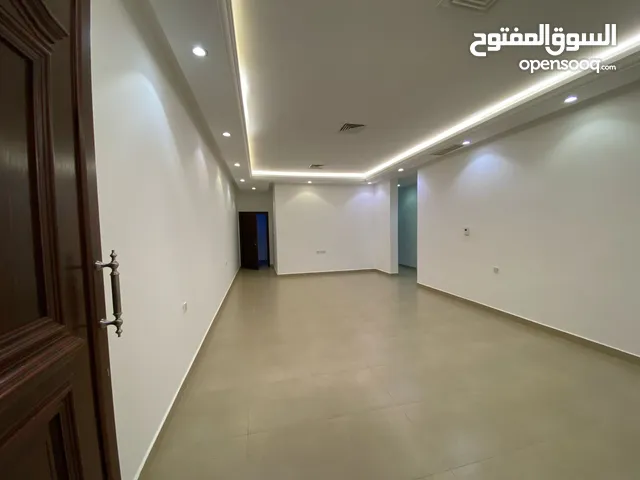 250 m2 3 Bedrooms Apartments for Rent in Mubarak Al-Kabeer Abu Ftaira