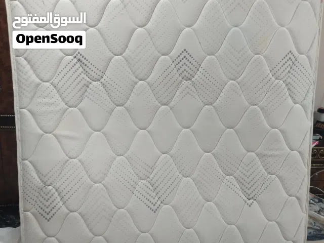 مرتبة سليب هاي بحالة ممتازة شبه جديدة بالخبر