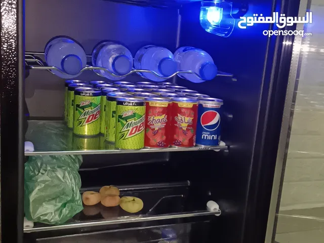 ثلاجه باب شفاف قزاز