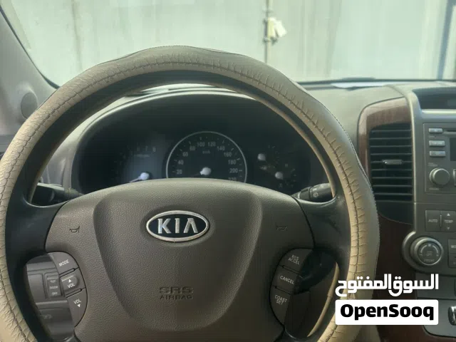2008 كيا كرنفال LX