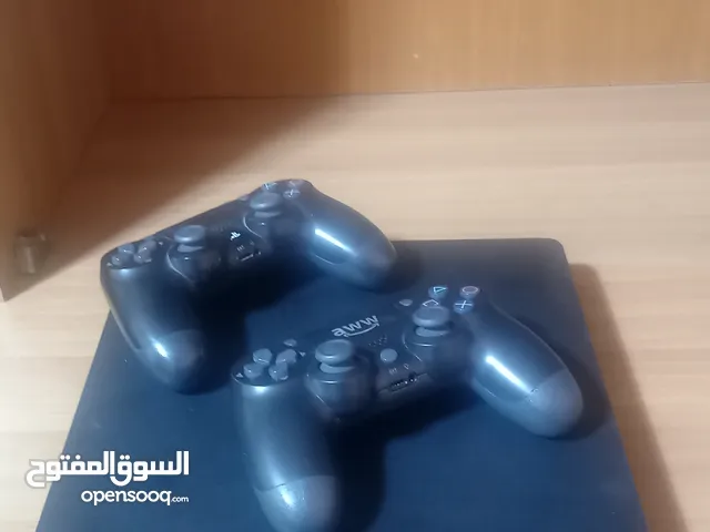 Ps 4 slim 155JD