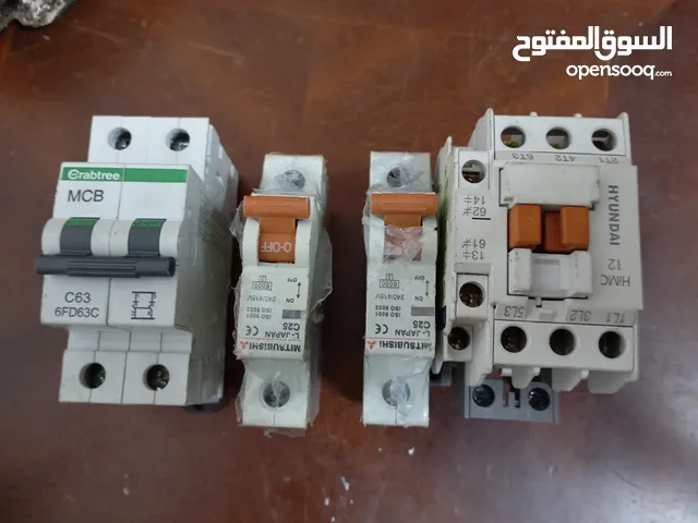 كونتاكتر نوع هونداي 20 امبير مع قاطع رئيسي نوع كربتري مع قاطعين فرعيات نوع ميتسوبيشي للبيع