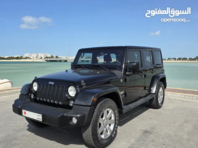 Wrangler Sahara Unlimited 2015 (Low mileage)