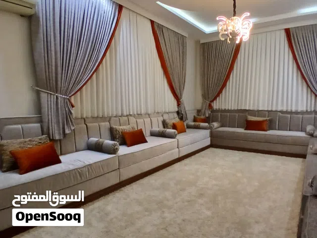 فني تركيب ستائر