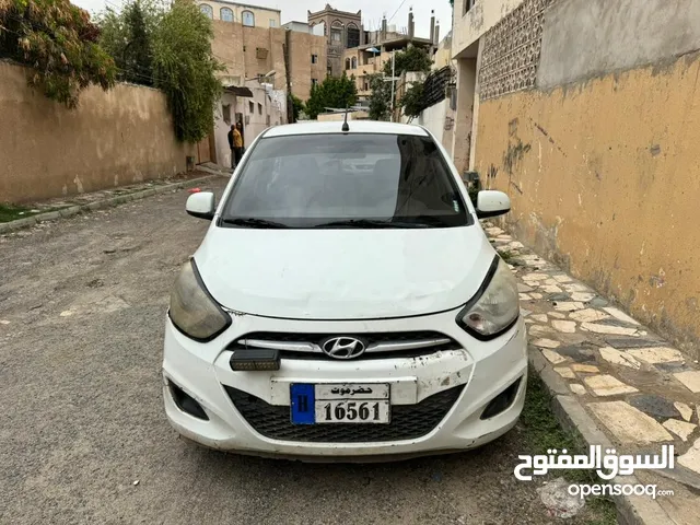 هيونداي 2013 مستخدم نضيف في صنعاء وبسعر مناسب