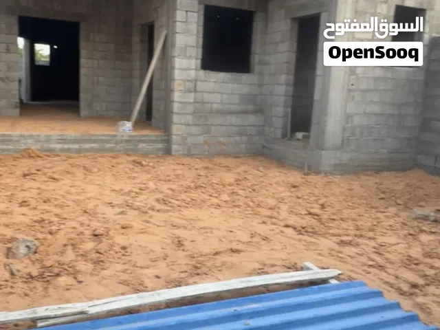 120 m2 More than 6 bedrooms Townhouse for Sale in Tripoli Ain Zara