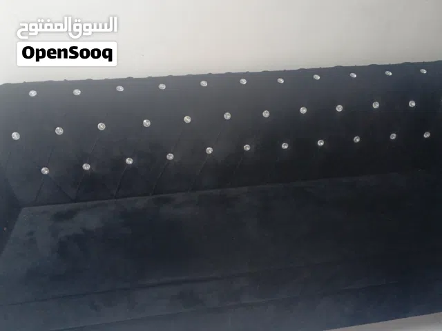 كرسي لأربعة شخص اسود