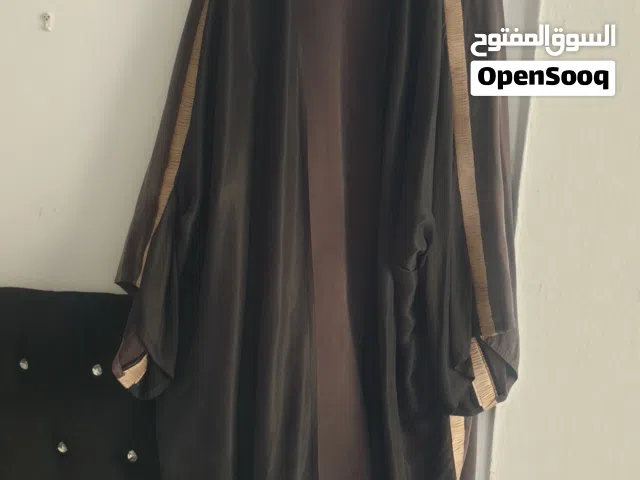 عبايا مستعملة للبيع من قطر