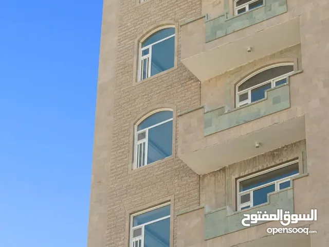 400 m2 5 Bedrooms Apartments for Rent in Sana'a Bayt Baws