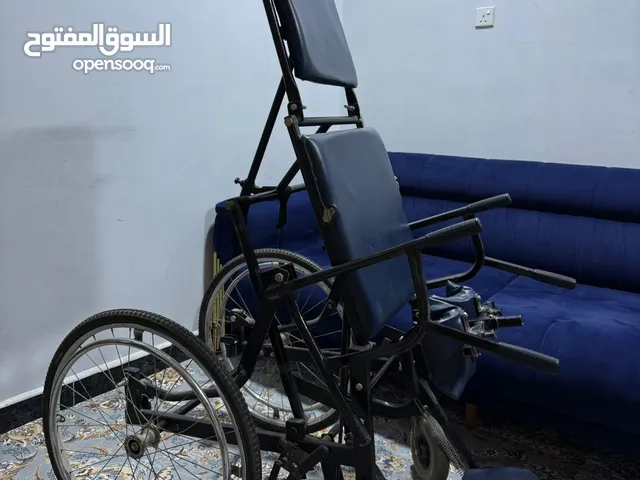 كرسي وقوف للتاهيل