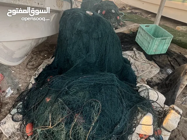 للبيع الياخ ضلعه خيط 9 3اقطع و خيط 6. 4اقطع ونص كامل 7اقطع ونص امورهن طيبه