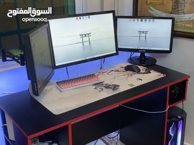 طاولة قيمنق للكمبيوتر