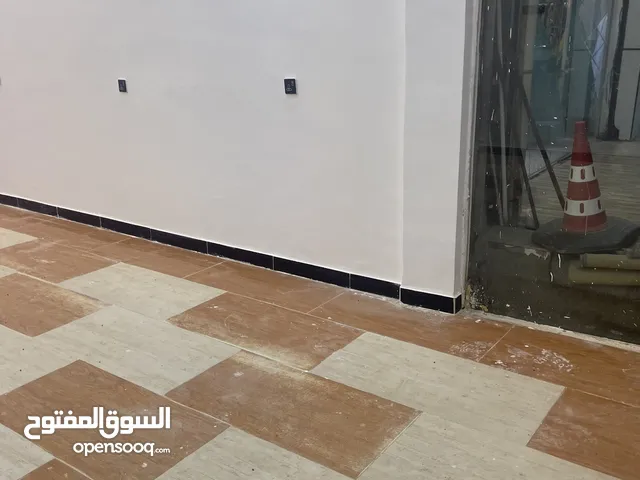 Unfurnished Showrooms in Basra Jubaileh