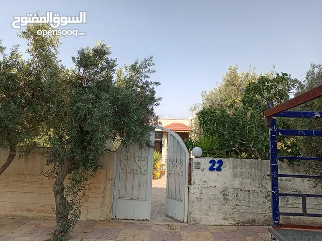 450 m2 More than 6 bedrooms Villa for Rent in Amman Jubaiha