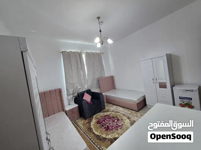 سكن مشترك شييرنغ بنات
