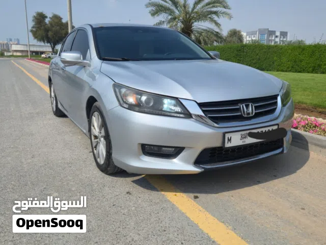 2015 هوندا اكورد EX-L