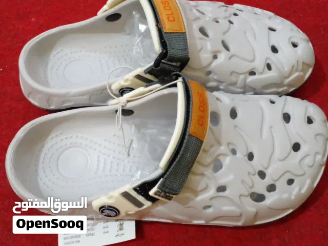 صعب من طراز الرفيع مريح تلبسه وانت مرتاح رطب صلب ويتلبس في هذا الوقت ديال البرد