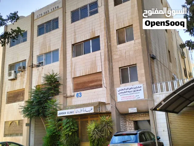 عيادات بمساحات مختلفة من 70 م الى 180 م