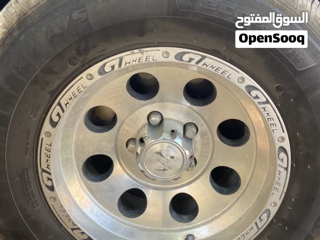 للبيع خمس رنقات جيتي ويل مقاس 15