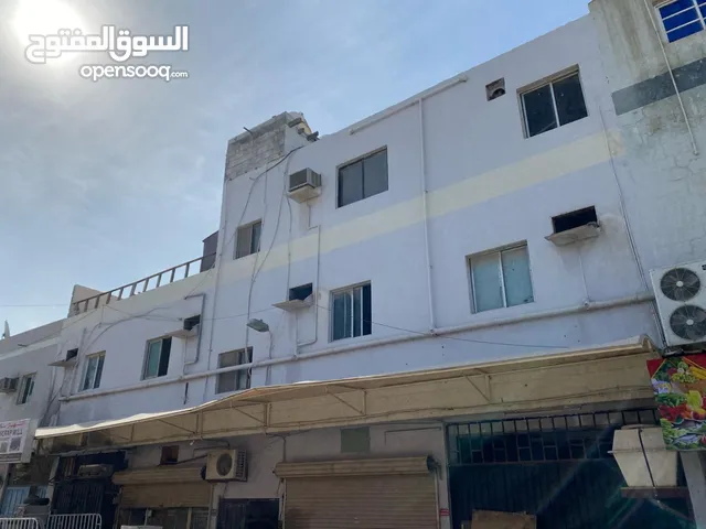 300 m2 More than 6 bedrooms Apartments for Rent in Northern Governorate Hamala