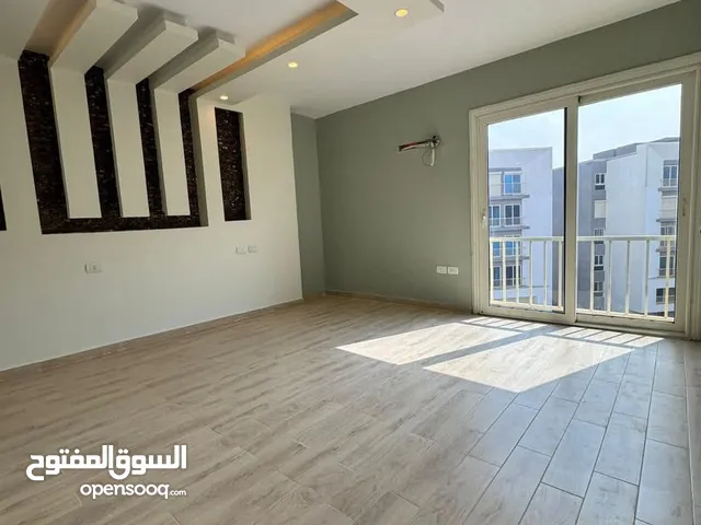 152 m2 3 Bedrooms Apartments for Sale in Cairo New Cairo