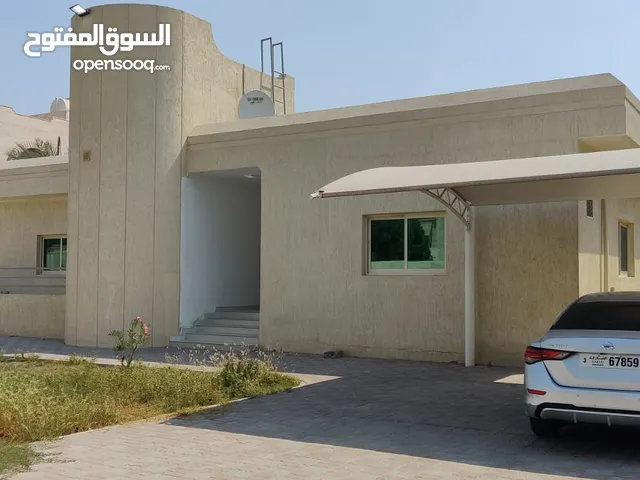 للإيجار بيت في منطقة العزرة