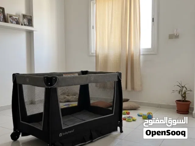 سرير اطفال جديد