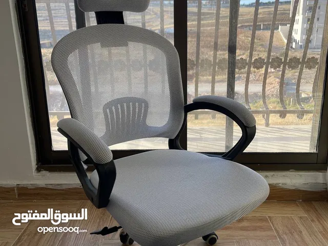 كرسي مكتب للبيع