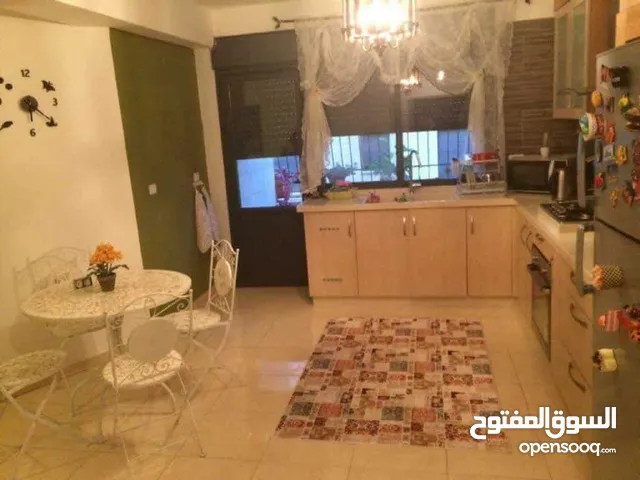 شقة مفروشة جزئيا للايجار لعرسان بالطيرة