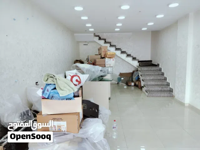 تأجير محل مشطب سوبر ديلوكس بالقرب من بنك فلسطين، شارع مجمع المحاكم